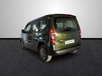 Usado Peugeot Rifter Allure 100 CV (73 kW) 2025 Verde Monovolumen