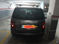 Usado VW Touran Advance 136 CV (100 kW) 2004 Gris / plata Monovolumen