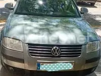 Usado VW Passat Edition 101 CV (74 kW) 2004 Gris / plata Familiar