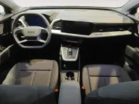 Usado Audi Q4 Sportback e-tron Advanced Plus 150 kW (204 CV) 2026 Gris/plata SUV