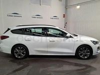 Usado Ford Focus ST-Line 125 CV (91 kW) 2022 Blanco Familiar