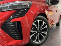 Usado Renault Clio V Techno 90 CV (66 kW) 2024 Rojo Berlina