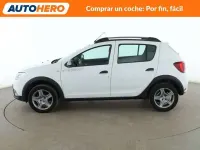 Usado Dacia Sandero Essentiel 101 CV (74 kW) 2020 Blanco Berlina