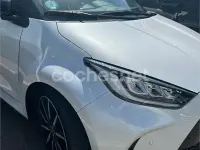 Usado Toyota Yaris Hybrid Sport 130 CV (95 kW) 2025 Blanco Berlina