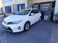 Usado Toyota Auris Active 132 CV (97 kW) 2013 Blanco Berlina