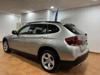 Usado BMW X1 177 CV (130 kW) 2011 Gris / plata SUV