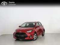Usado Toyota Yaris Active 116 CV (85 kW) 2025 Rojo Utilitario