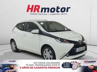 Usado Toyota Aygo X-play 72 CV (52 kW) 2017 Blanco Utilitario