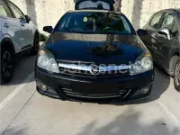 Usado Opel Astra GTC Sport 150 CV (110 kW) 2006 Negro Berlina