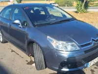 Usado Citroën C4 VTR Sport 110 CV (80 kW) 2005 Gris / plata Berlina