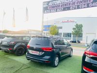 Usado VW Touran Sportline 116 CV (85 kW) 2019 Gris / plata Monovolumen