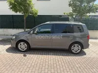 Usado VW Touran Advance 140 CV (102 kW) 2011 Gris / plata Monovolumen