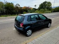 Usado VW Polo Advance 80 CV (58 kW) 2005 Azul Utilitario