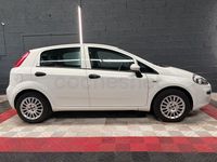 Usado Fiat Punto Pop 75 CV (55 kW) 2016 Blanco Utilitario