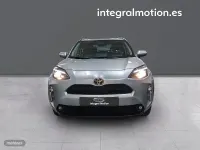 Usado Toyota Yaris Cross Business Edition 116 CV (85 kW) 2025 Plateado SUV