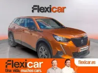 Usado Peugeot 2008 Active 100 CV (73 kW) 2023 Naranja SUV