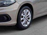 Usado Fiat Tipo Business 120 CV (88 kW) 2018 Beige Familiar