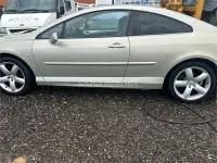 Usado Peugeot 407 Coupe 204 CV (150 kW) 2006 Blanco Coupe