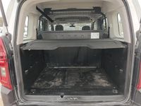 Usado Fiat Doblò 102 CV (75 kW) 2023 Blanco Monovolumen