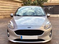 Usado Ford Fiesta Trend 85 CV (62 kW) 2018 Gris / plata Utilitario