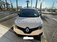 Usado Renault Captur Zen 90 CV (66 kW) 2015 Beige SUV