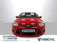 Begagnad Ford Focus Trend 95 HK (69 kW) 2014 Röd Halvkombi