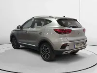 Usado MG ZS Luxury 111 CV (81 kW) 2023 Gris SUV