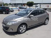 Usado Renault Mégane 105 CV (77 kW) 2010 Marrón Berlina