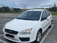 Usado Ford Focus Trend 115 CV (84 kW) 2007 Blanco Berlina