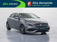 Usado Mercedes A180 122 CV (89 kW) 2017 Gris Utilitario