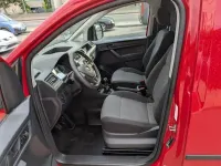 Usado VW Caddy 110 CV (80 kW) 2020 Rojo Monovolumen