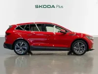 Usado Skoda Enyaq iV 150 kW (204 CV) 2022 Rojo SUV