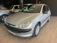 Usado Peugeot 207 90 CV (66 kW) 2007 Gris / plata Berlina