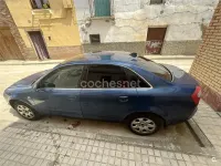 Usado Audi A4 115 CV (84 kW) 2001 Azul Berlina