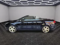 Usado Ford Focus Titanium 145 CV (106 kW) 2008 Negro Descapotable