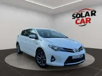 Usado Toyota Auris Hybrid Active 136 CV (100 kW) 2013 Blanco Utilitario