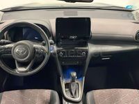 Usado Toyota Yaris Cross Style 116 CV (85 kW) 2023 Granate SUV