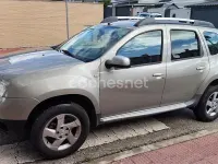 Usado Dacia Duster Lauréate 105 CV (77 kW) 2012 Gris / plata SUV