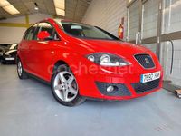 Usado Seat Altea Style 105 CV (77 kW) 2011 Rojo Monovolumen