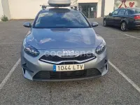 Usado Kia Ceed GT GT-Line 160 CV (117 kW) 2021 Gris / plata Familiar
