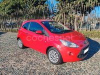 Usado Ford Ka Trend 69 CV (50 kW) 2015 Rojo Berlina