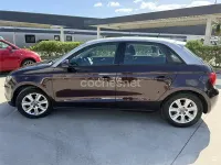 Usado Audi A1 Sportback Attraction 90 CV (66 kW) 2013 Granate Utilitario