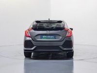 Usado Honda Civic Elegance 129 CV (94 kW) 2019 Gris / plata Berlina