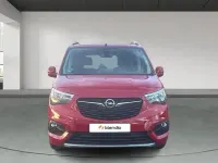 Usado Opel Combo Life Selective 110 CV (80 kW) 2019 Rojo Monovolumen