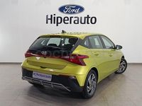 Usado Hyundai i20 84 CV (61 kW) 2024 Verde Utilitario