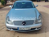 Usado Mercedes CLS320 224 CV (164 kW) 2007 Gris / plata Berlina