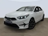 Usado Kia Ceed Edition 7 101 CV (74 kW) 2025 Blanco Utilitario
