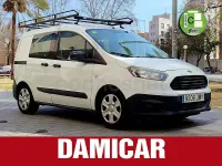 Usado Ford Tourneo Courier Trend 75 CV (55 kW) 2017 Blanco Monovolumen