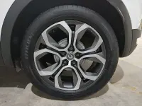 Usado Renault Captur 140 CV (102 kW) 2021 Blanco SUV