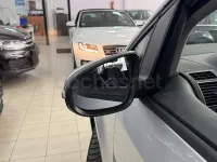 Usado VW Touran Advance 140 CV (102 kW) 2013 Gris / plata Monovolumen